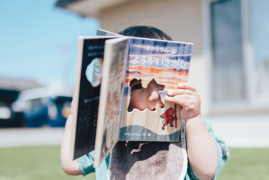 🌳送料無料🌳五感で楽しむ、鳥取生まれの木のえほん〈全2セット・各5巻入り/専用木箱付き〉